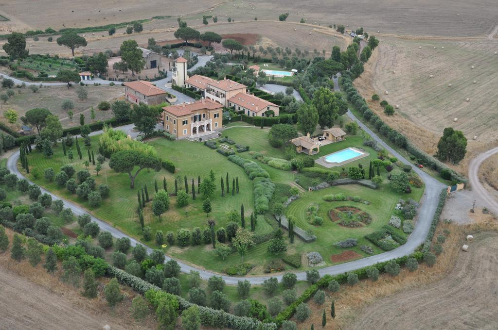 Casale Di Tormaggiore Villa And Country Suites 포메지아 외부 사진