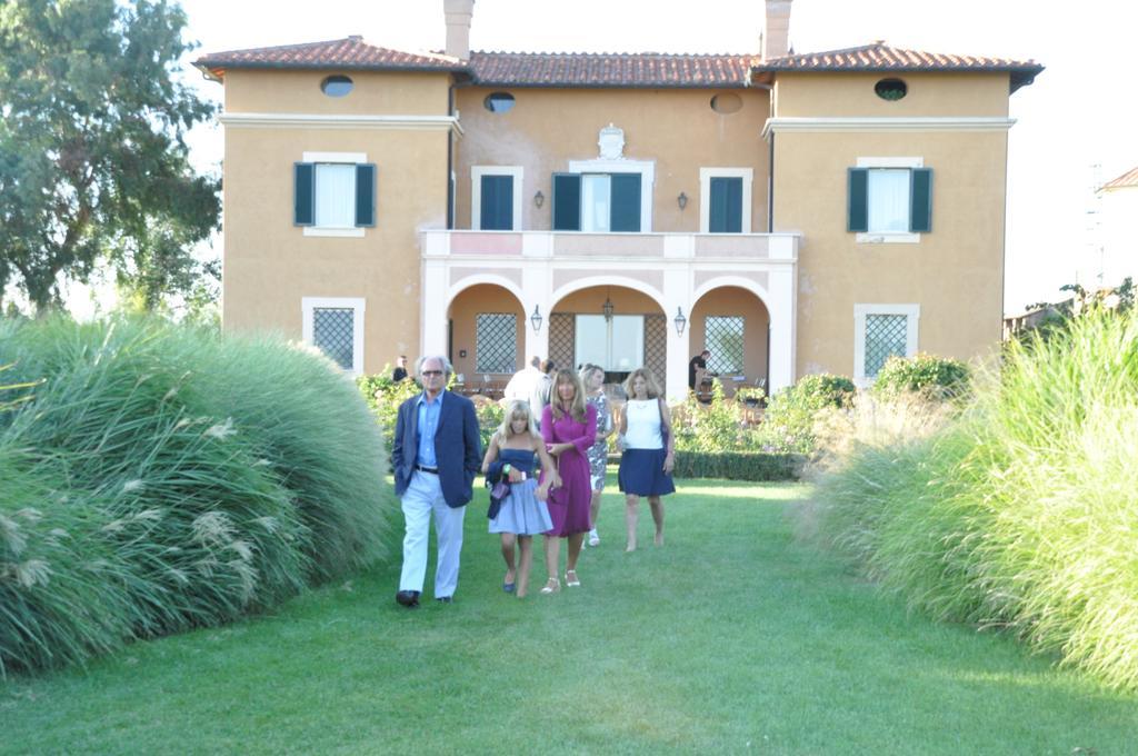 Casale Di Tormaggiore Villa And Country Suites 포메지아 외부 사진