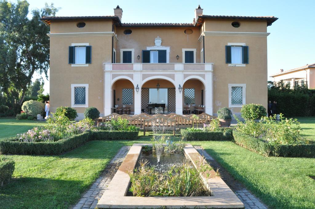 Casale Di Tormaggiore Villa And Country Suites 포메지아 외부 사진
